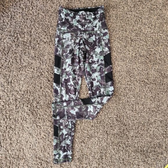 Strut-This Pants - Strut This Camouflage Leggings